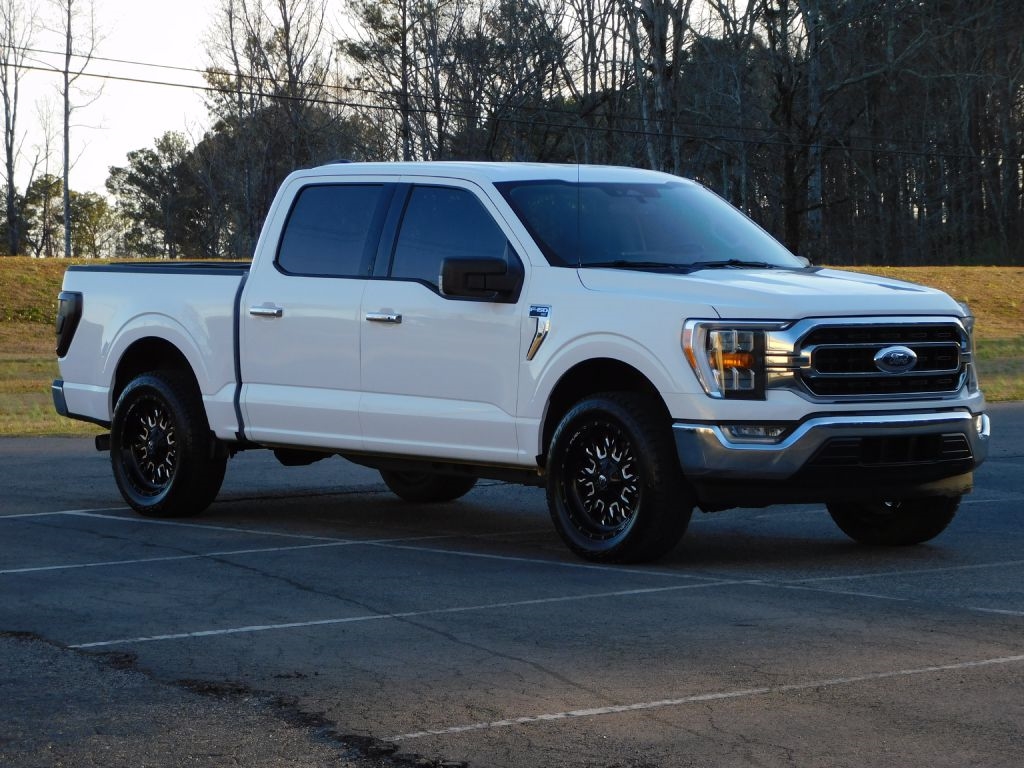 Ford F-150 XLT SuperCrew 2WD 2021
