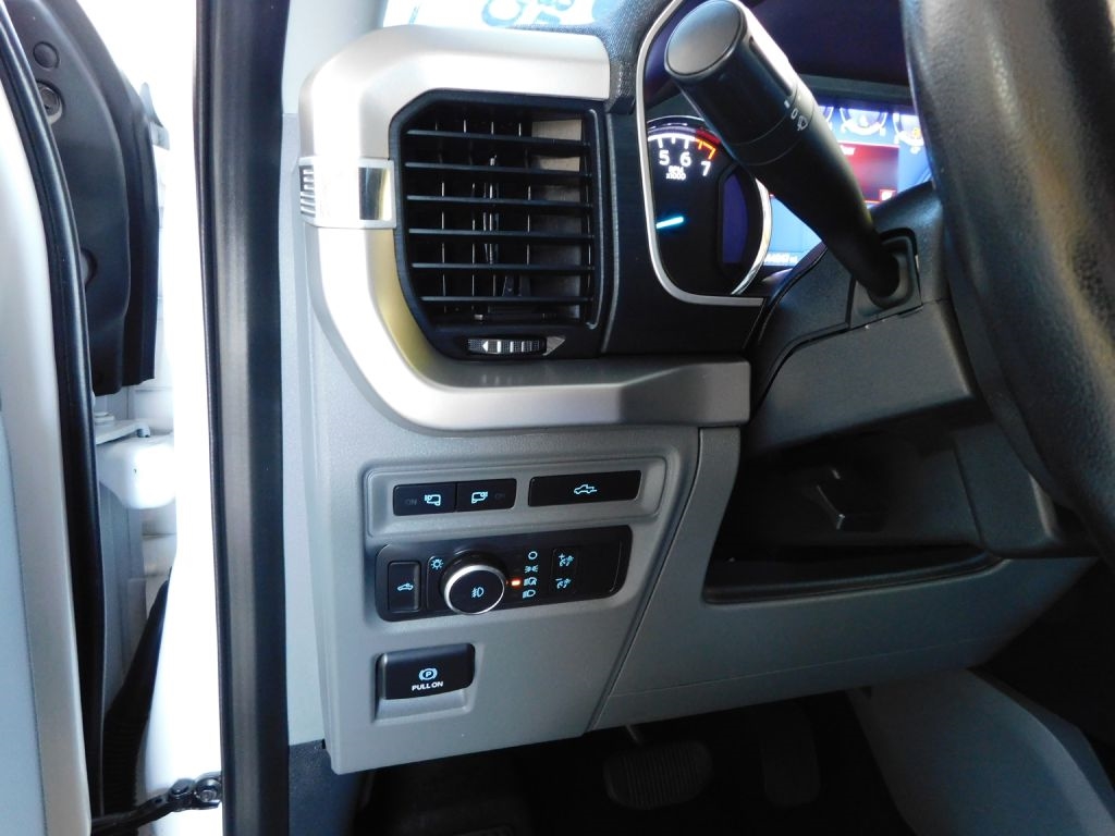 Ford F-150 XLT SuperCrew 2WD 2021