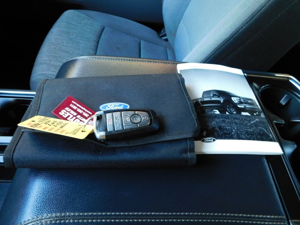 Ford F-150 XLT SuperCrew 2WD 2021