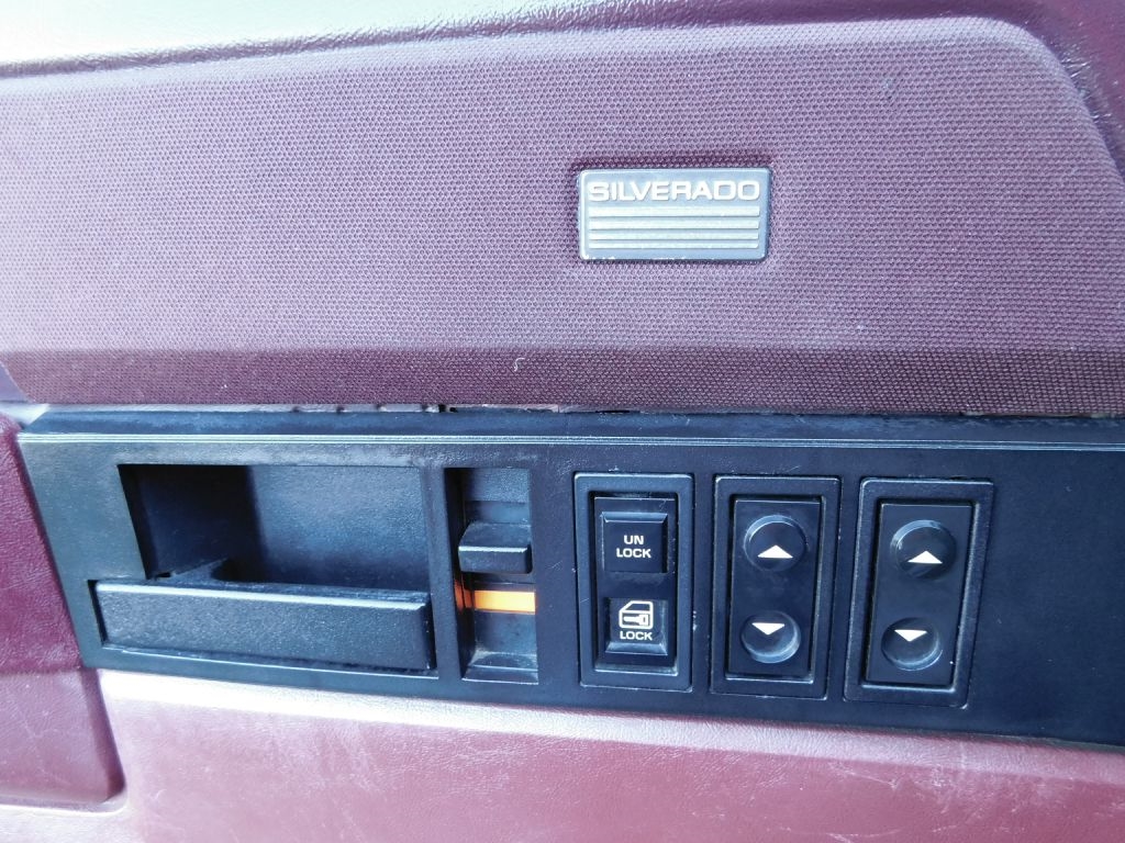 Chevrolet C/K 1500 Reg. Cab 6.5-ft. bed 2WD 1989