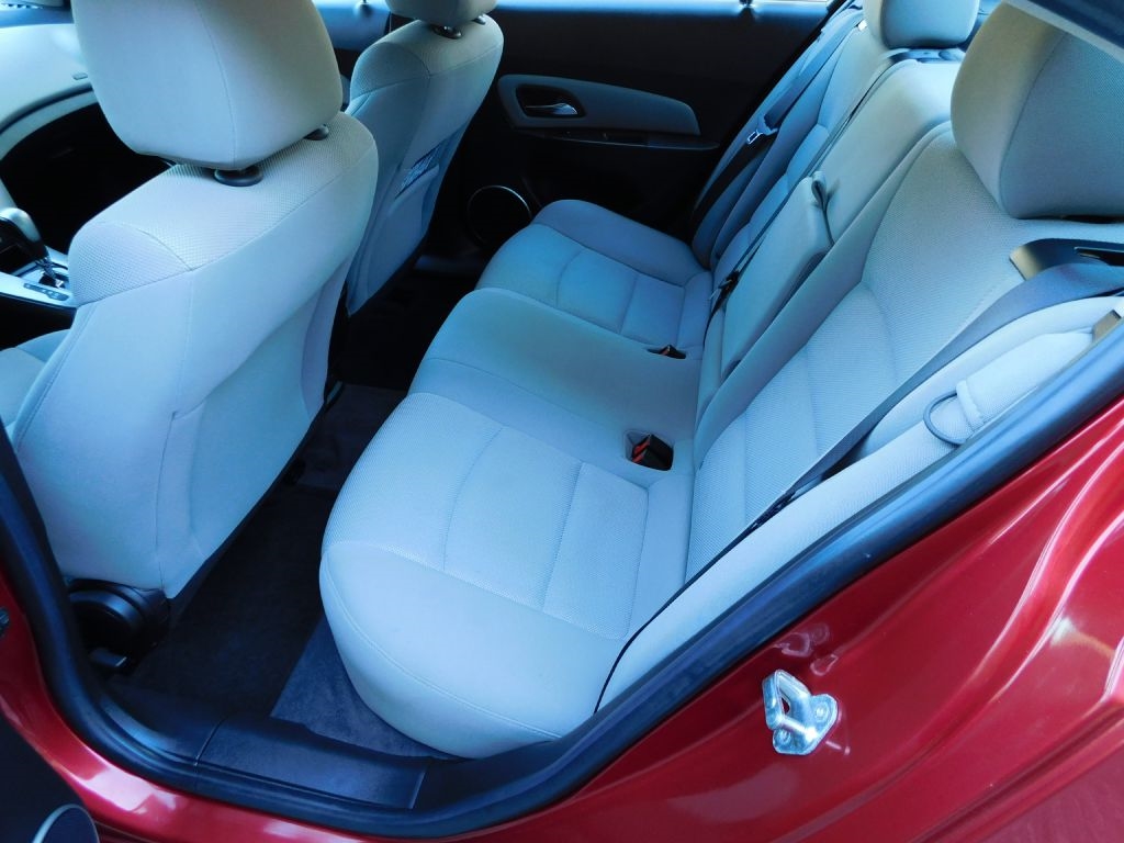 Chevrolet Cruze 1LT 2012