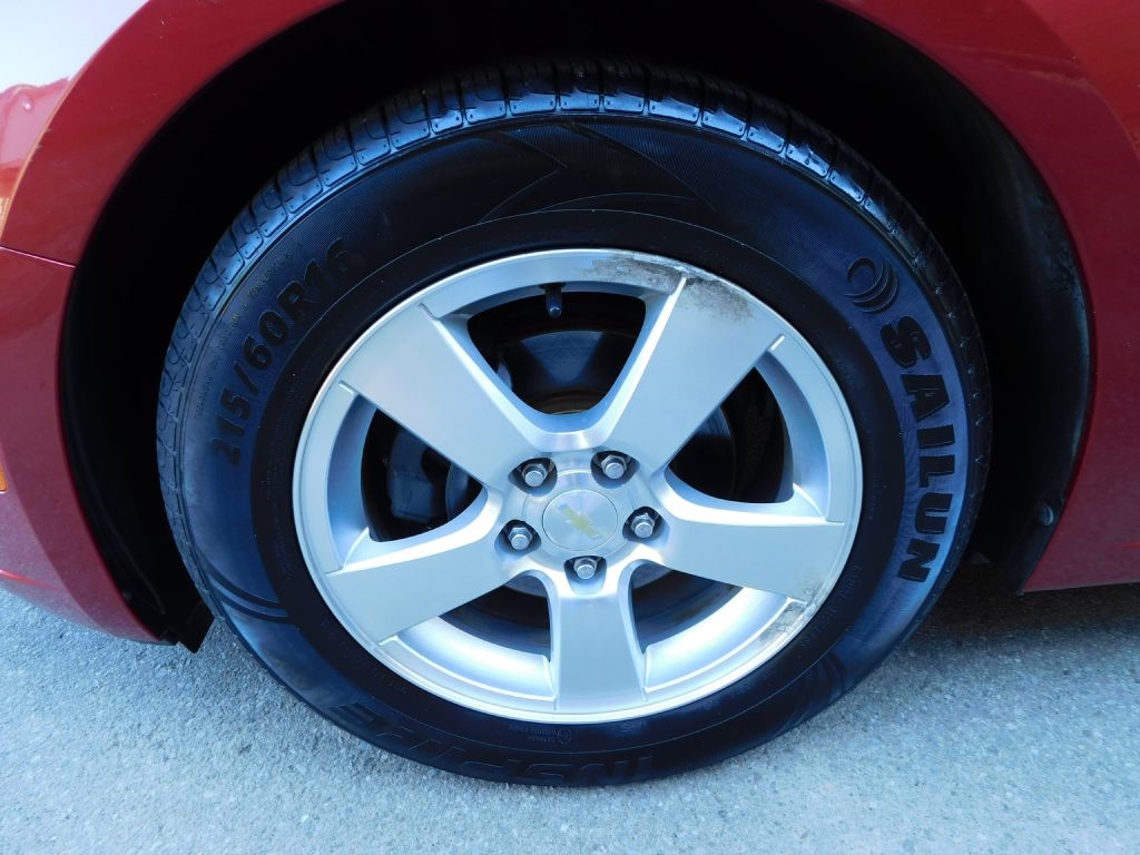 Chevrolet Cruze 1LT 2012