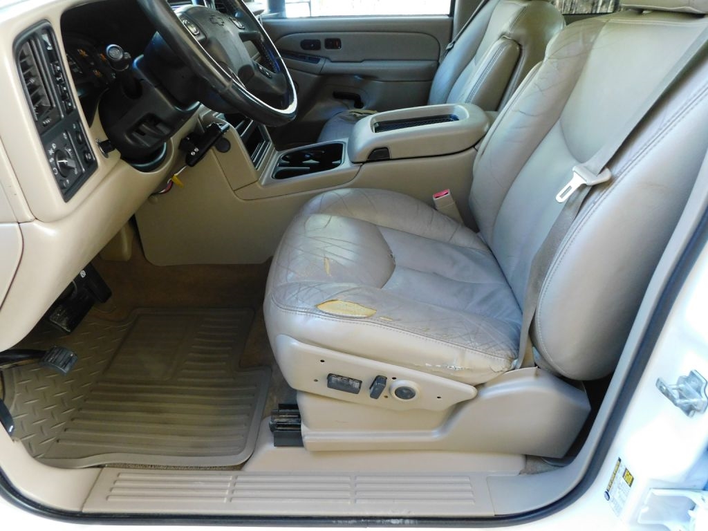 Chevrolet Silverado 2500HD LT Crew Cab Long Bed 4WD 2004