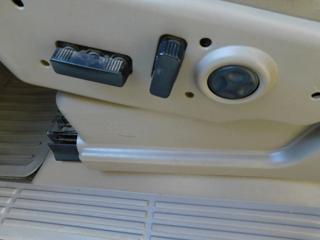 Chevrolet Silverado 2500HD LT Crew Cab Long Bed 4WD 2004