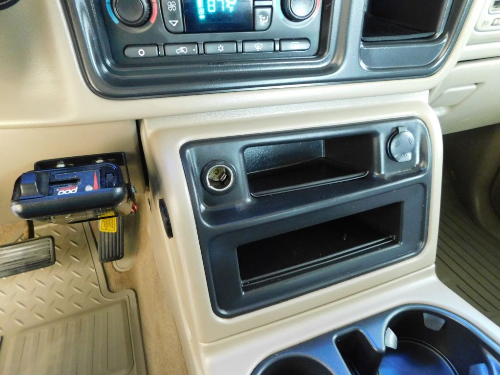 Chevrolet Silverado 2500HD LT Crew Cab Long Bed 4WD 2004