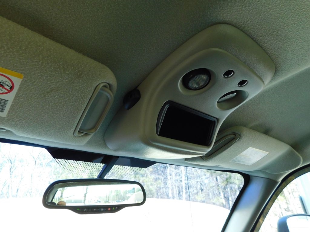 Chevrolet Silverado 2500HD LT Crew Cab Long Bed 4WD 2004