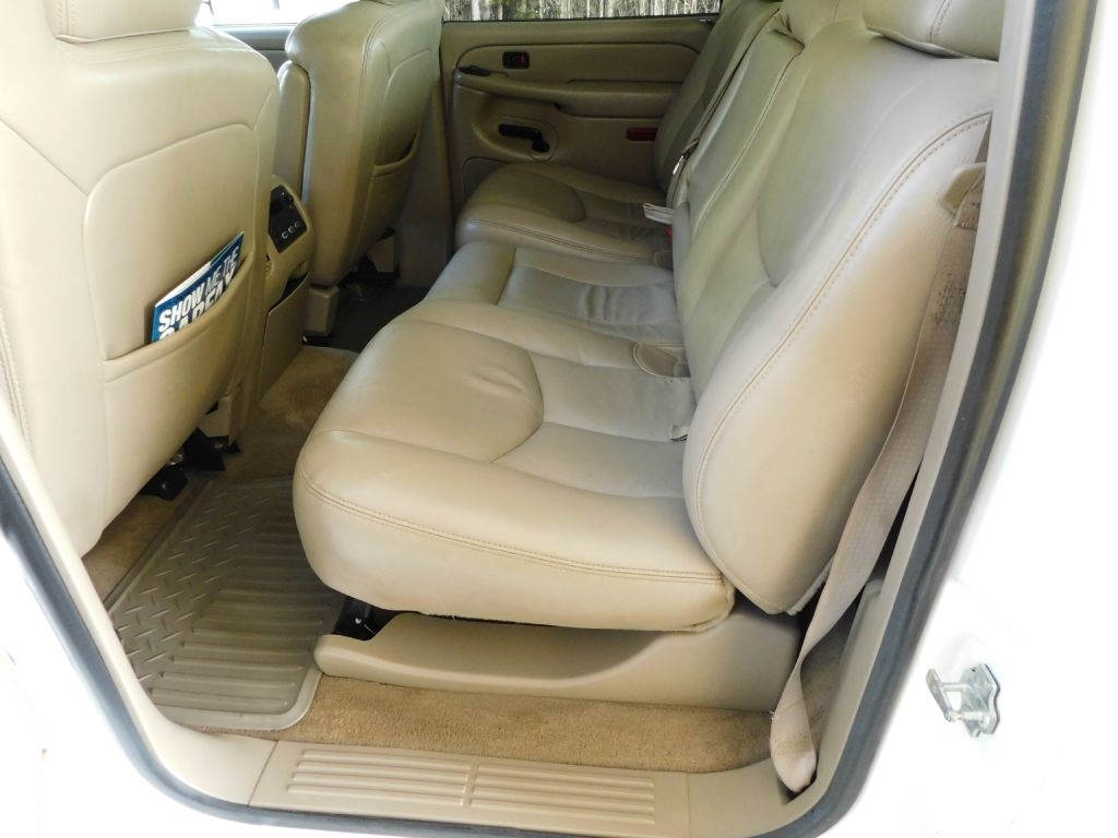 Chevrolet Silverado 2500HD LT Crew Cab Long Bed 4WD 2004