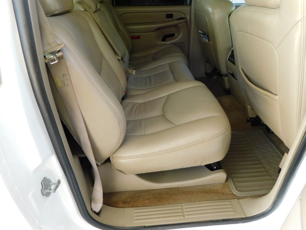 Chevrolet Silverado 2500HD LT Crew Cab Long Bed 4WD 2004