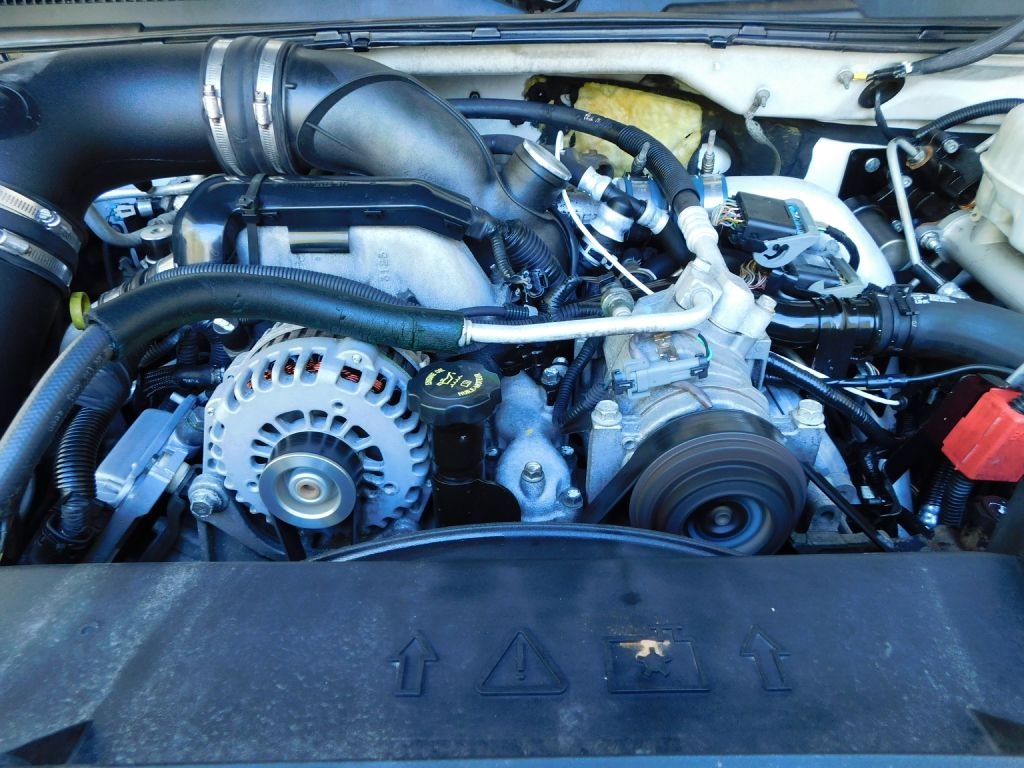 Chevrolet Silverado 2500HD LT Crew Cab Long Bed 4WD 2004