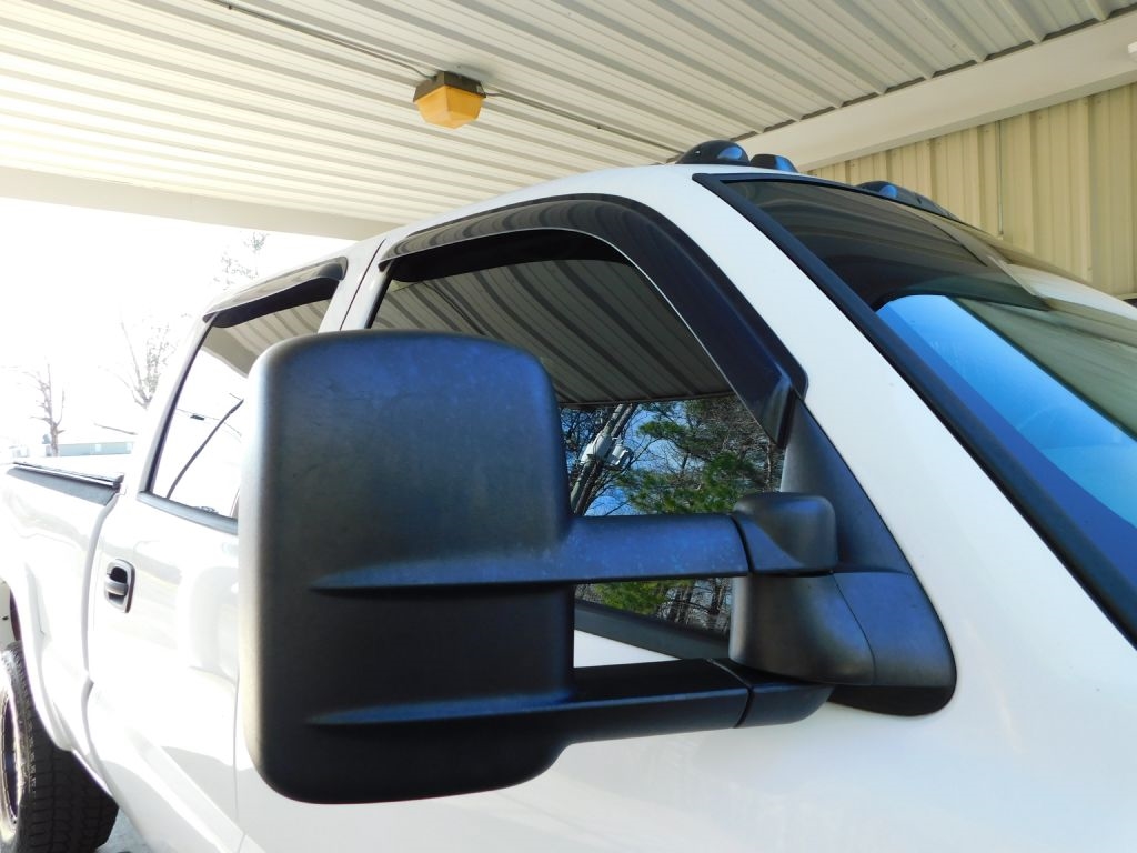 Chevrolet Silverado 2500HD LT Crew Cab Long Bed 4WD 2004