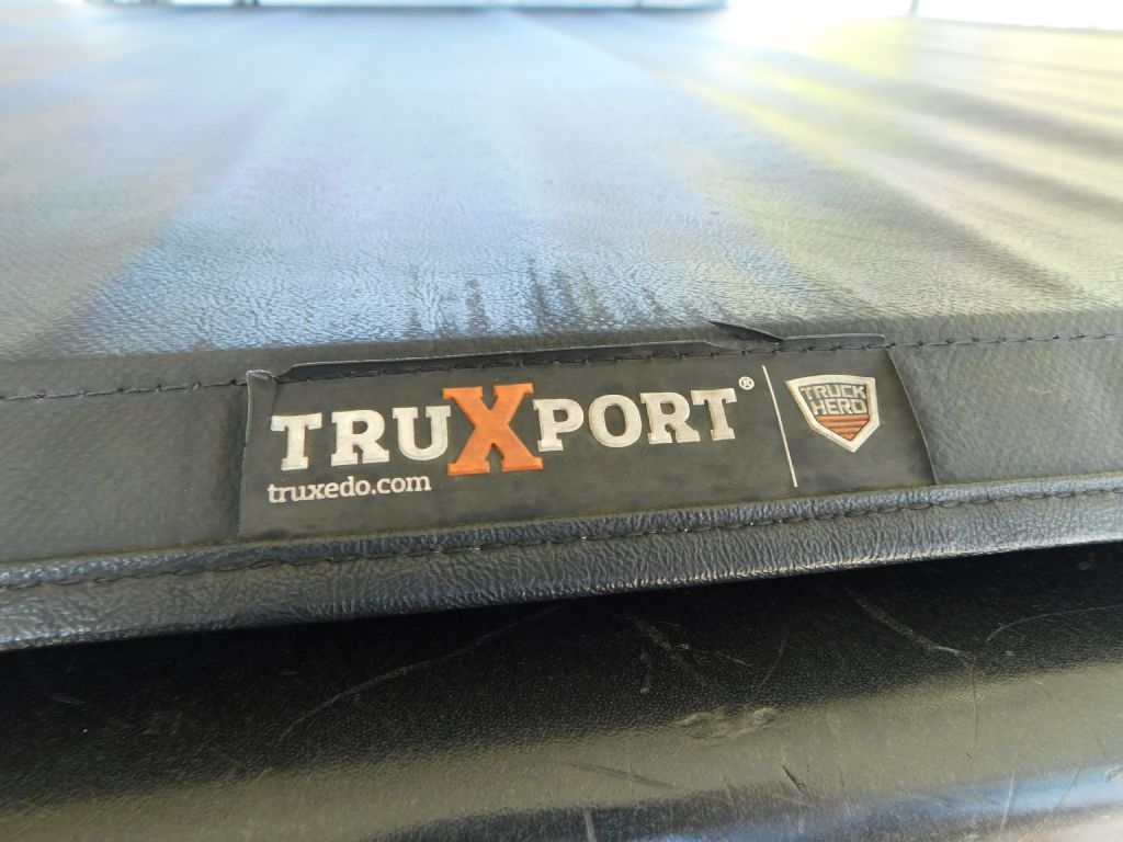 Chevrolet Silverado 2500HD LT Crew Cab Long Bed 4WD 2004