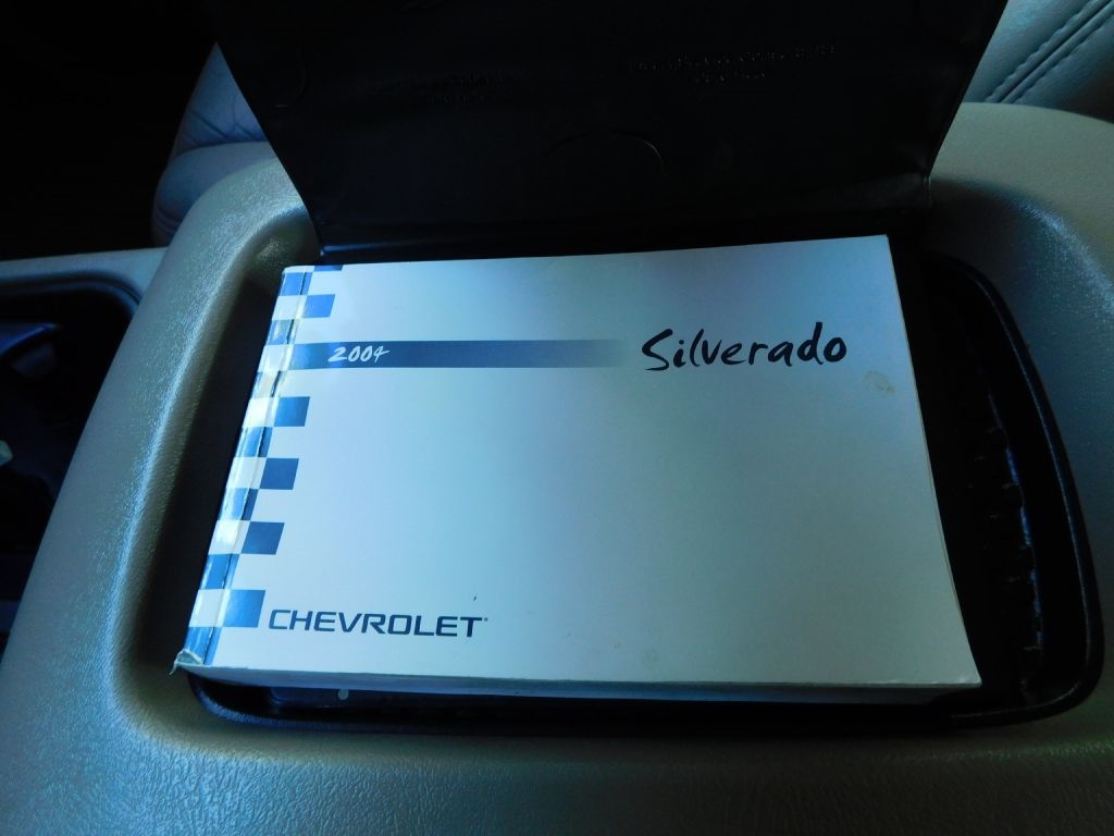 Chevrolet Silverado 2500HD LT Crew Cab Long Bed 4WD 2004