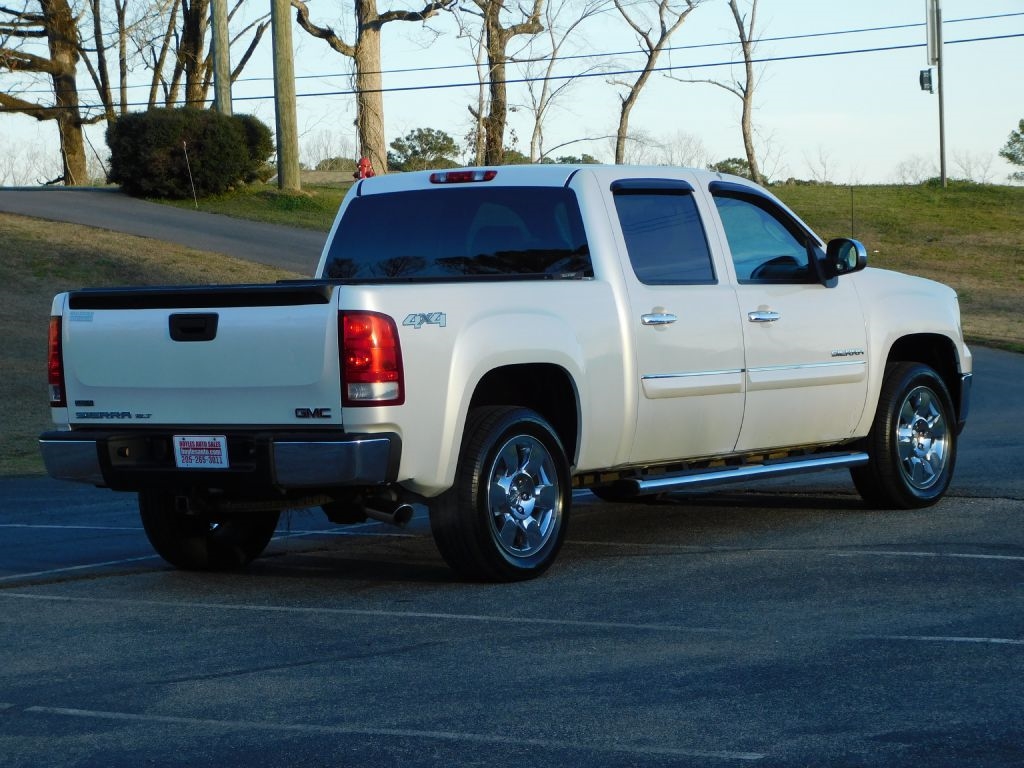 GMC Sierra 1500 SLT Crew Cab 4WD 2011