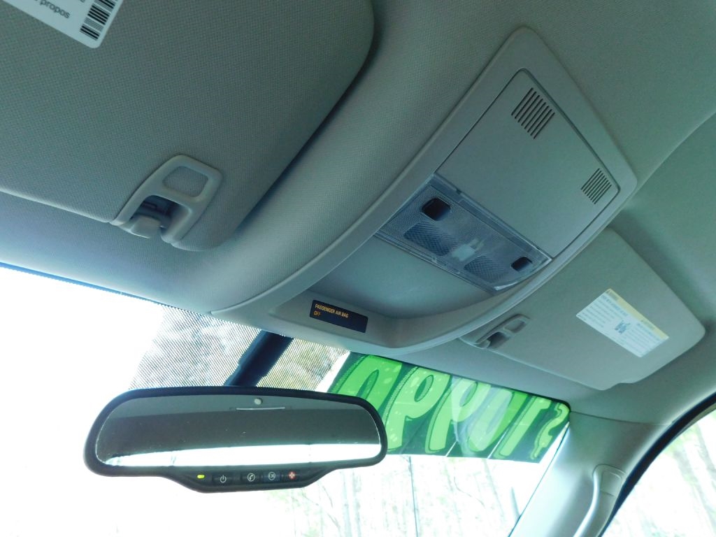 GMC Sierra 1500 SLT Crew Cab 4WD 2011