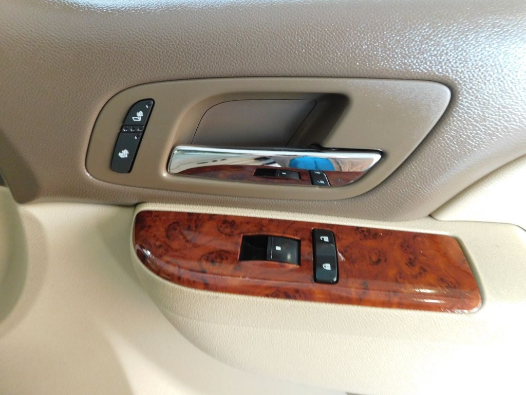 GMC Sierra 1500 SLT Crew Cab 4WD 2011