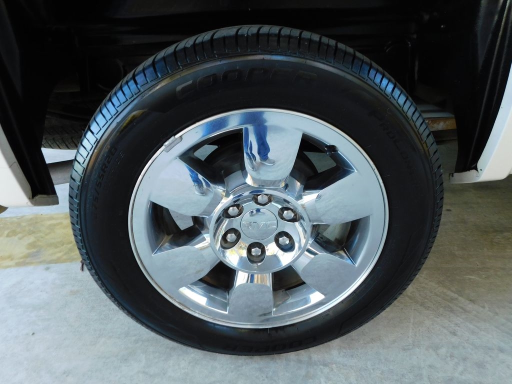 GMC Sierra 1500 SLT Crew Cab 4WD 2011