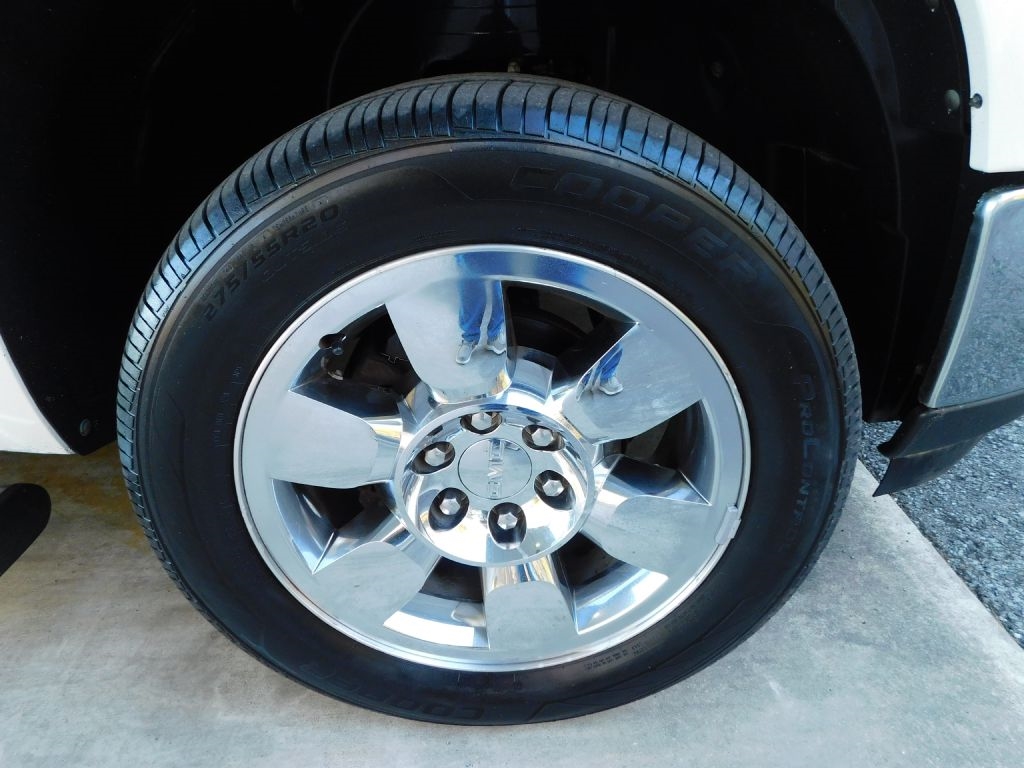 GMC Sierra 1500 SLT Crew Cab 4WD 2011