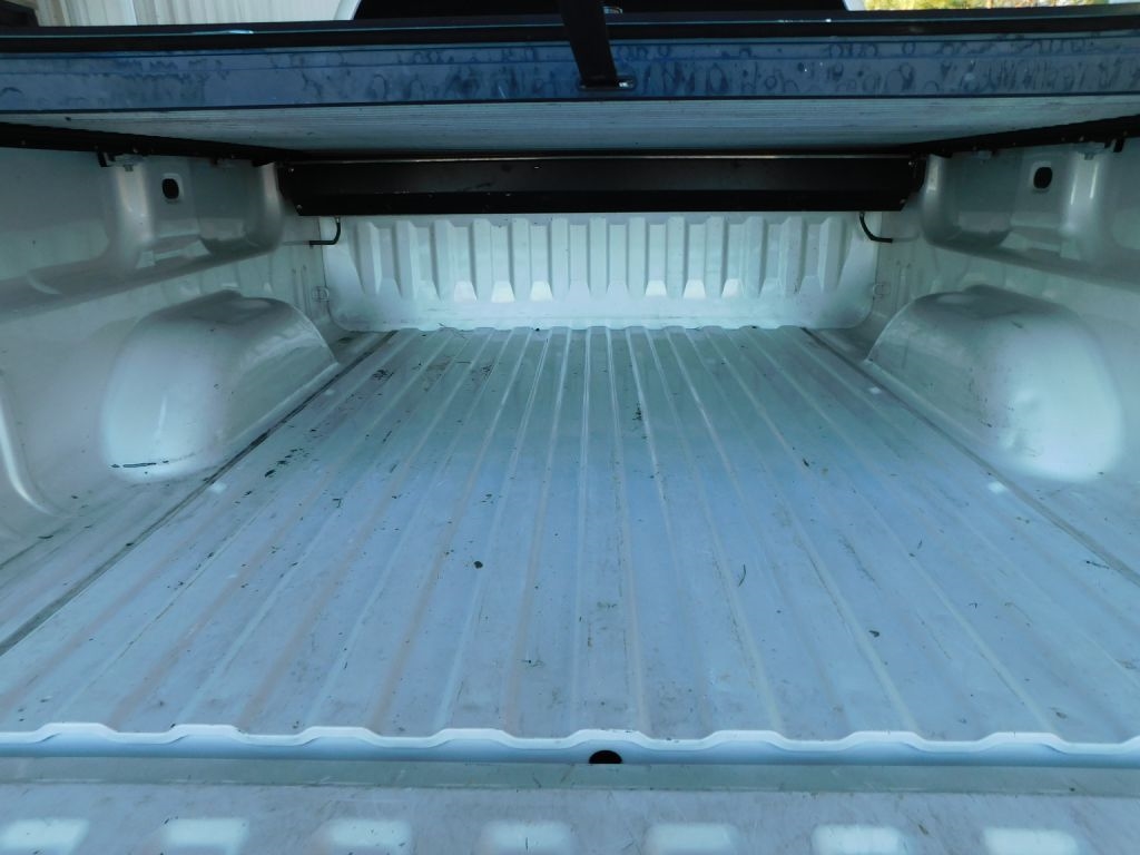 GMC Sierra 1500 SLT Crew Cab 4WD 2011