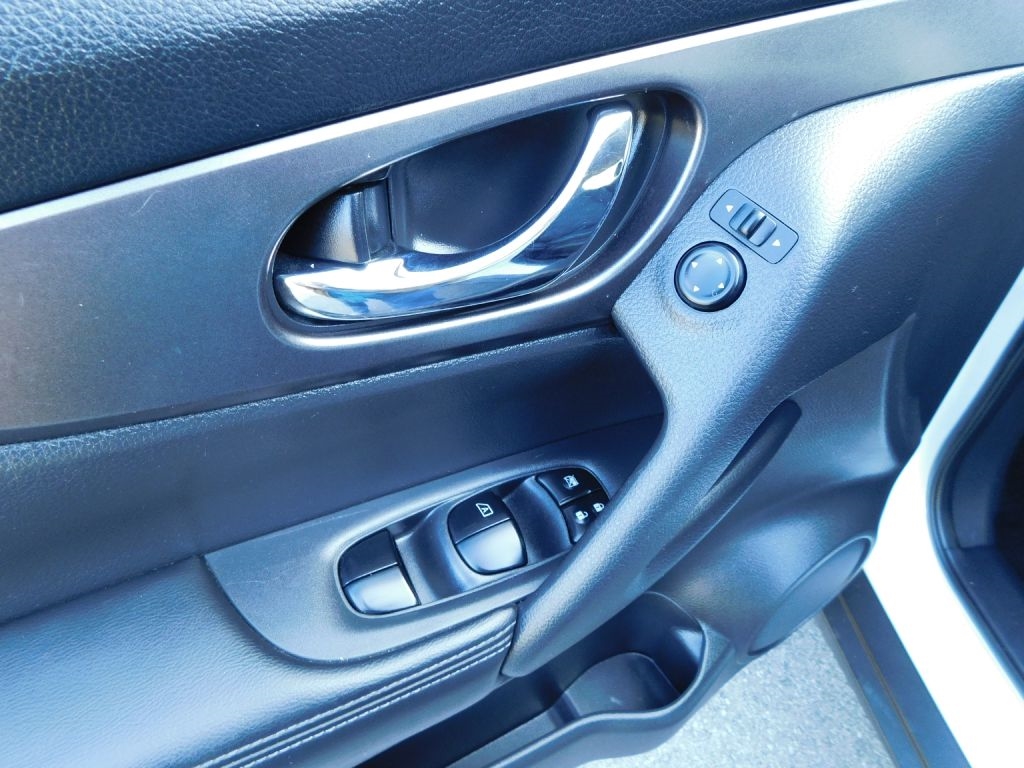 Nissan Rogue S AWD 2016