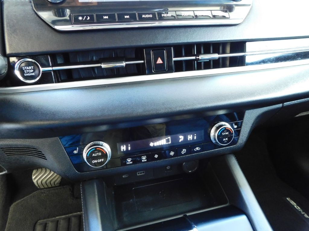 Mitsubishi Outlander SE 2WD 2022