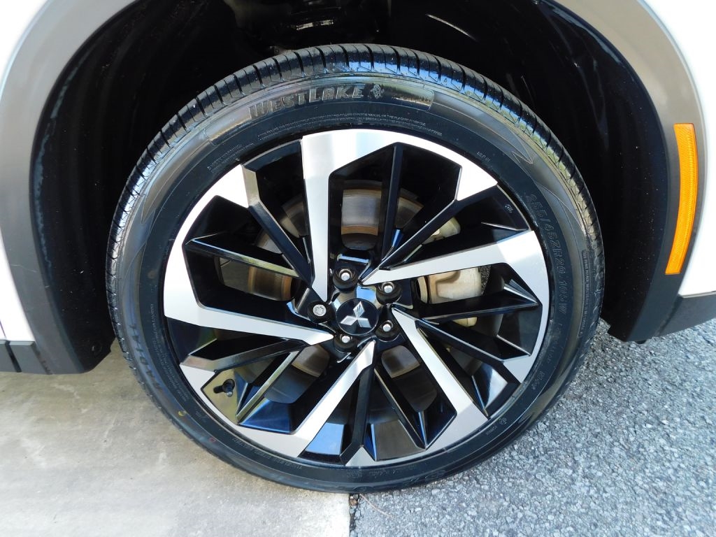 Mitsubishi Outlander SE 2WD 2022