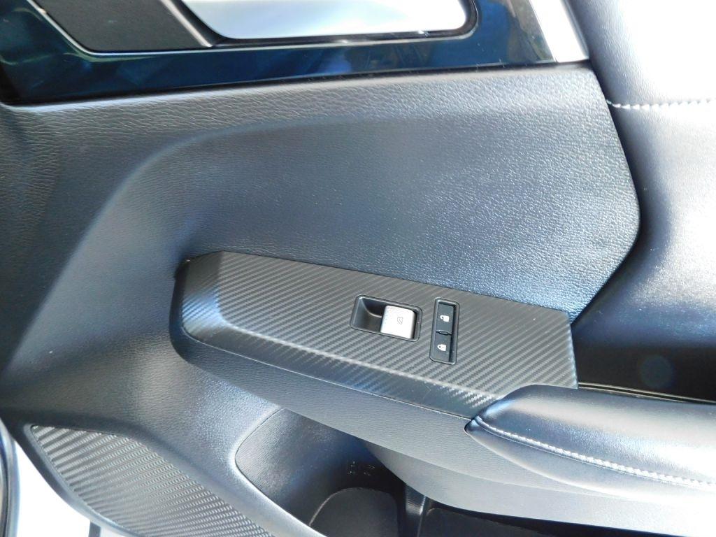 Mitsubishi Outlander SE 2022