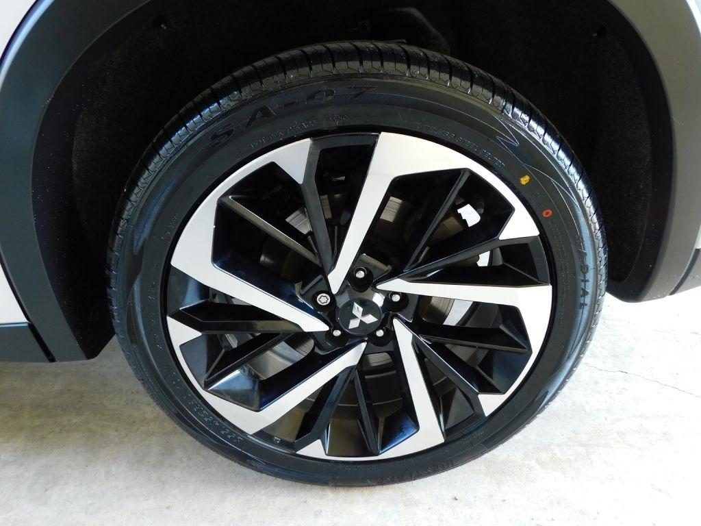 Mitsubishi Outlander SE 2022