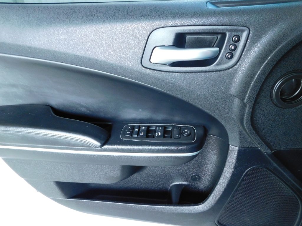 Dodge Charger SXT 2021