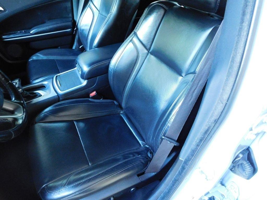 Dodge Charger SXT 2021