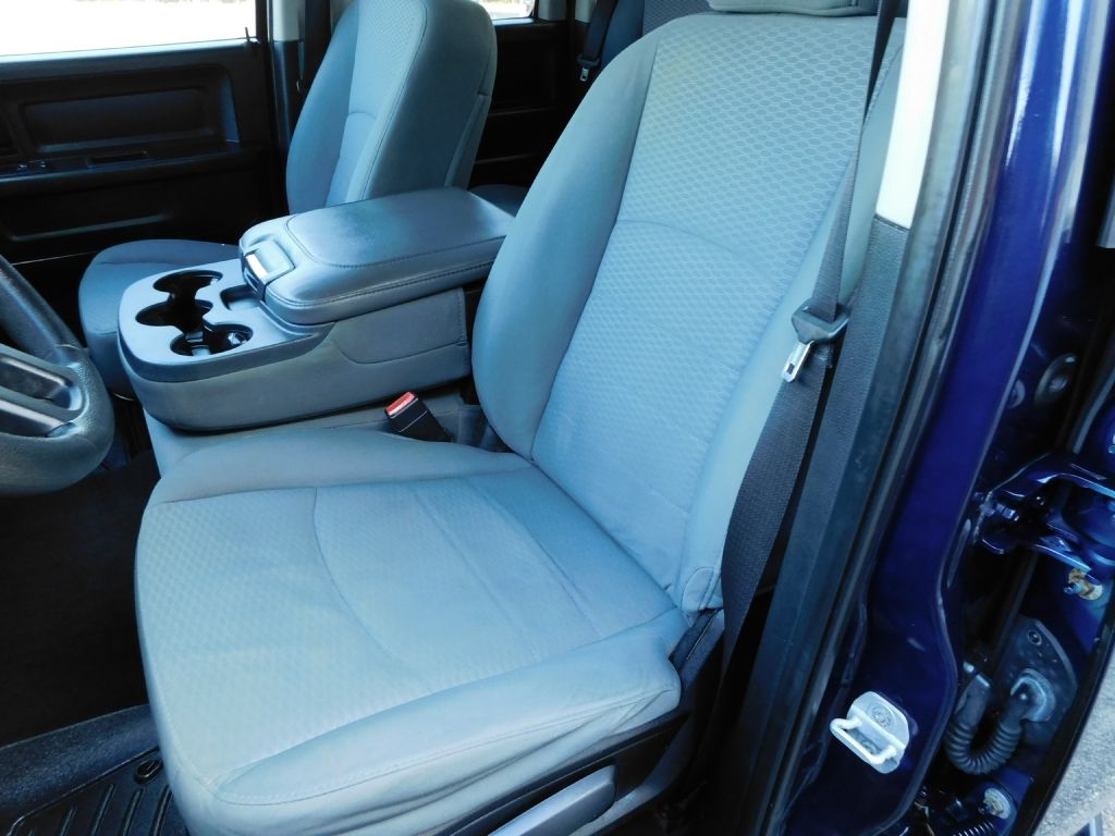 RAM 1500 Tradesman Quad Cab 4WD 2014