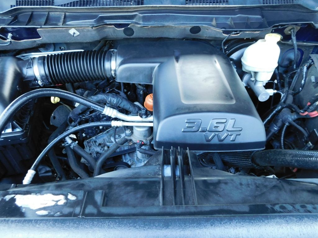 RAM 1500 Tradesman Quad Cab 4WD 2014