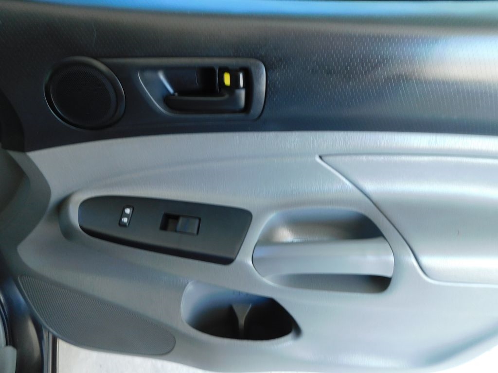 Toyota Tacoma Access Cab 2WD 2012