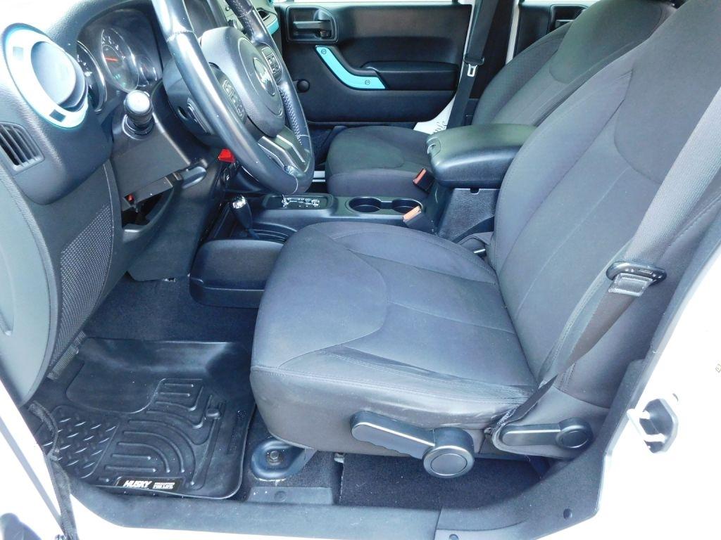 Jeep Wrangler Unlimited Sport 4WD 2015