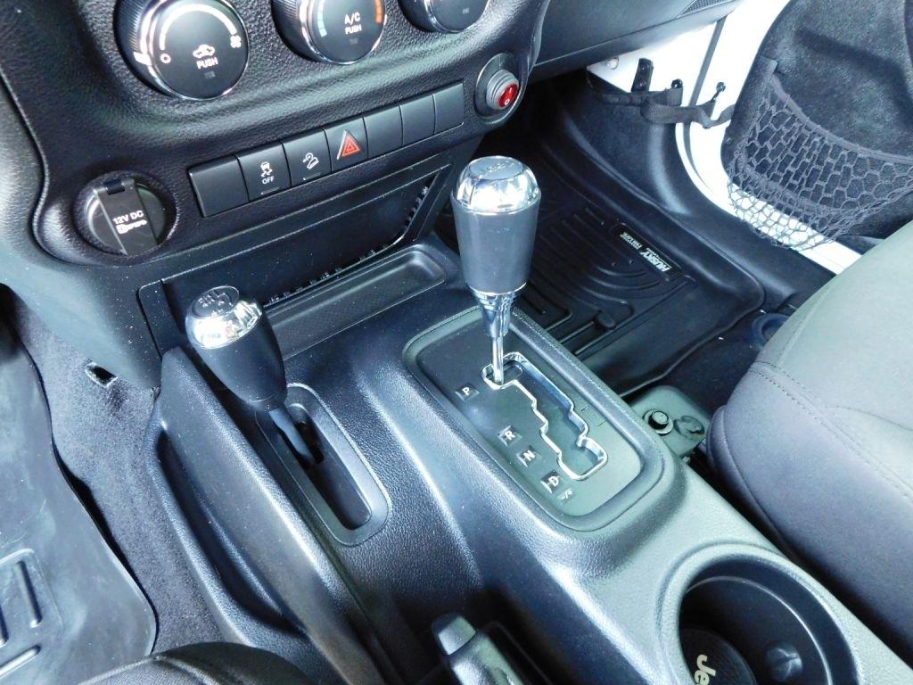 Jeep Wrangler Unlimited Sport 4WD 2015