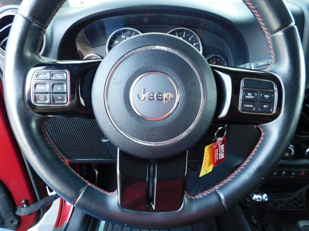 Jeep Wrangler Unlimited Sahara 4WD 2012