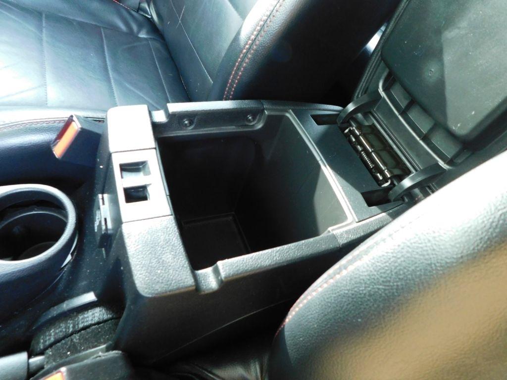 Jeep Wrangler Unlimited Sahara 4WD 2012