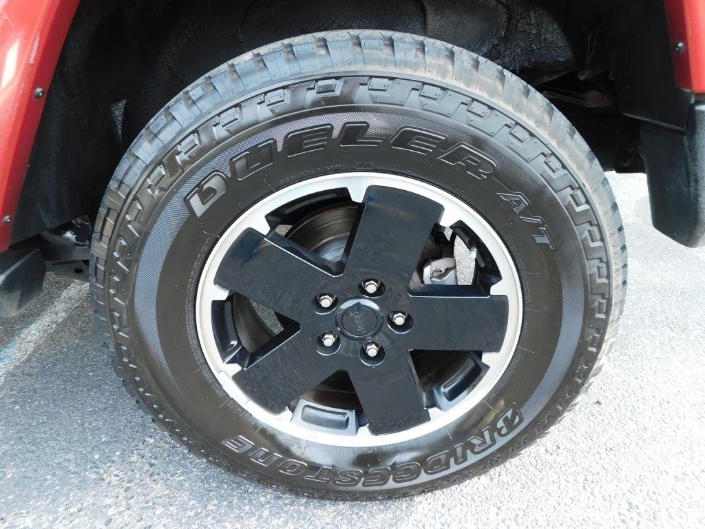 Jeep Wrangler Unlimited Sahara 4WD 2012