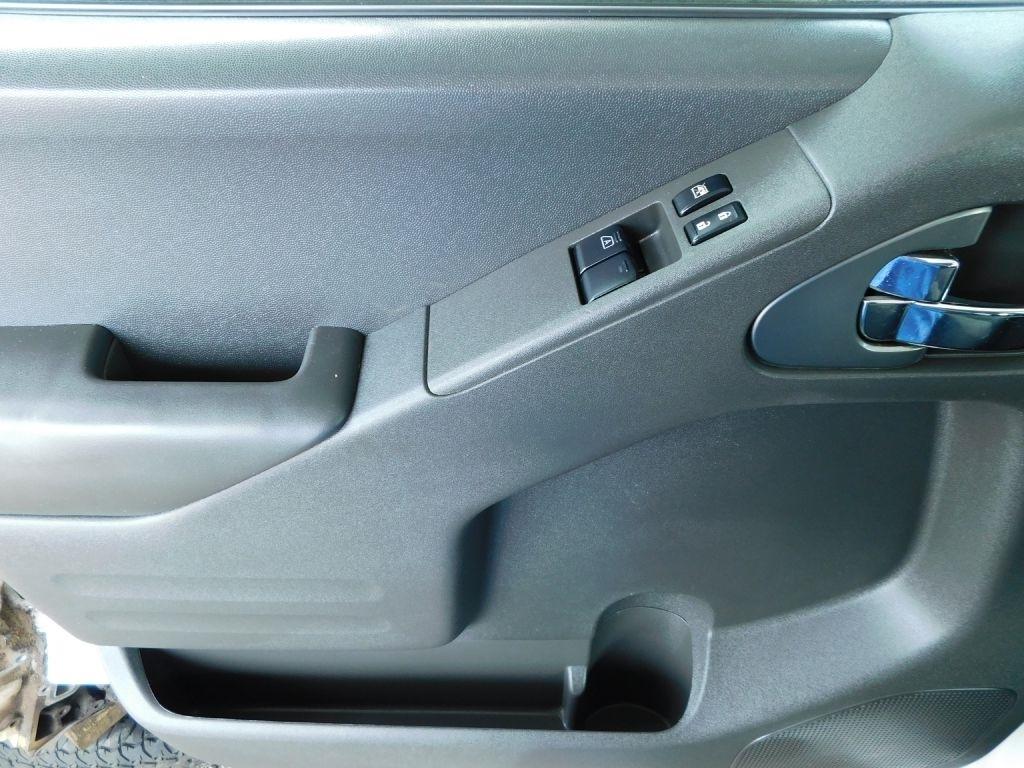 Nissan Frontier SV King Cab 5AT 4WD 2018