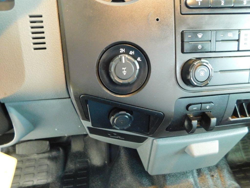 Ford F-250 SD XL SuperCab 4WD 2016