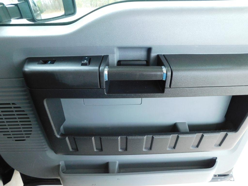 Ford F-250 SD XL SuperCab 4WD 2016