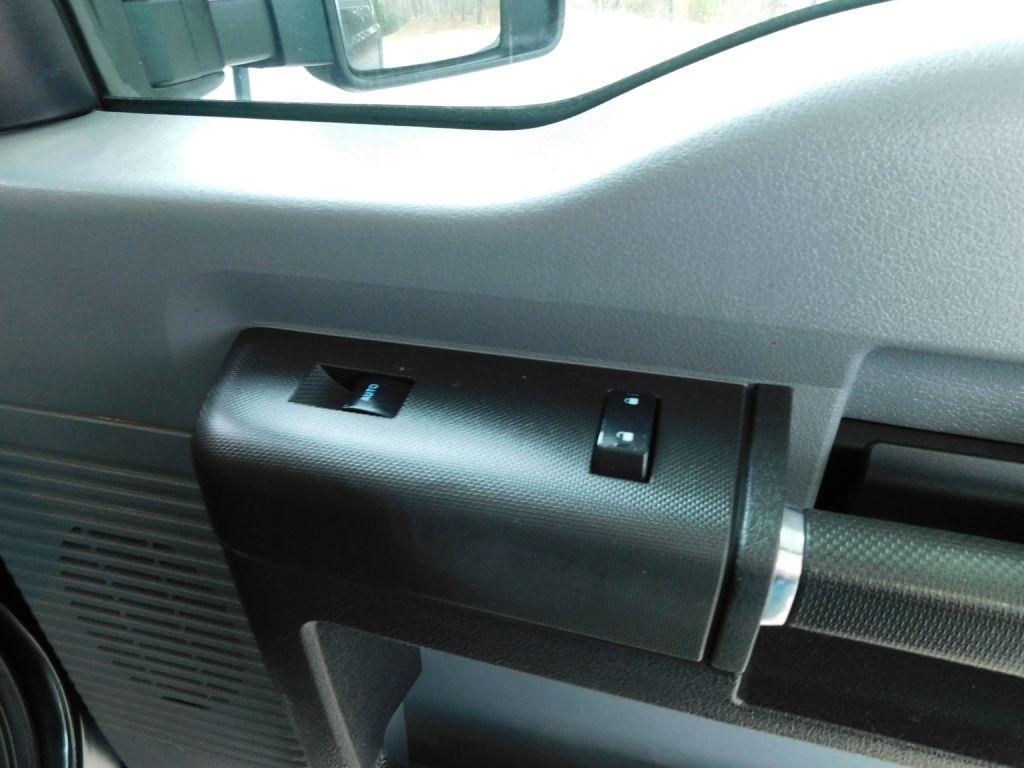 Ford F-250 SD XL SuperCab 4WD 2016