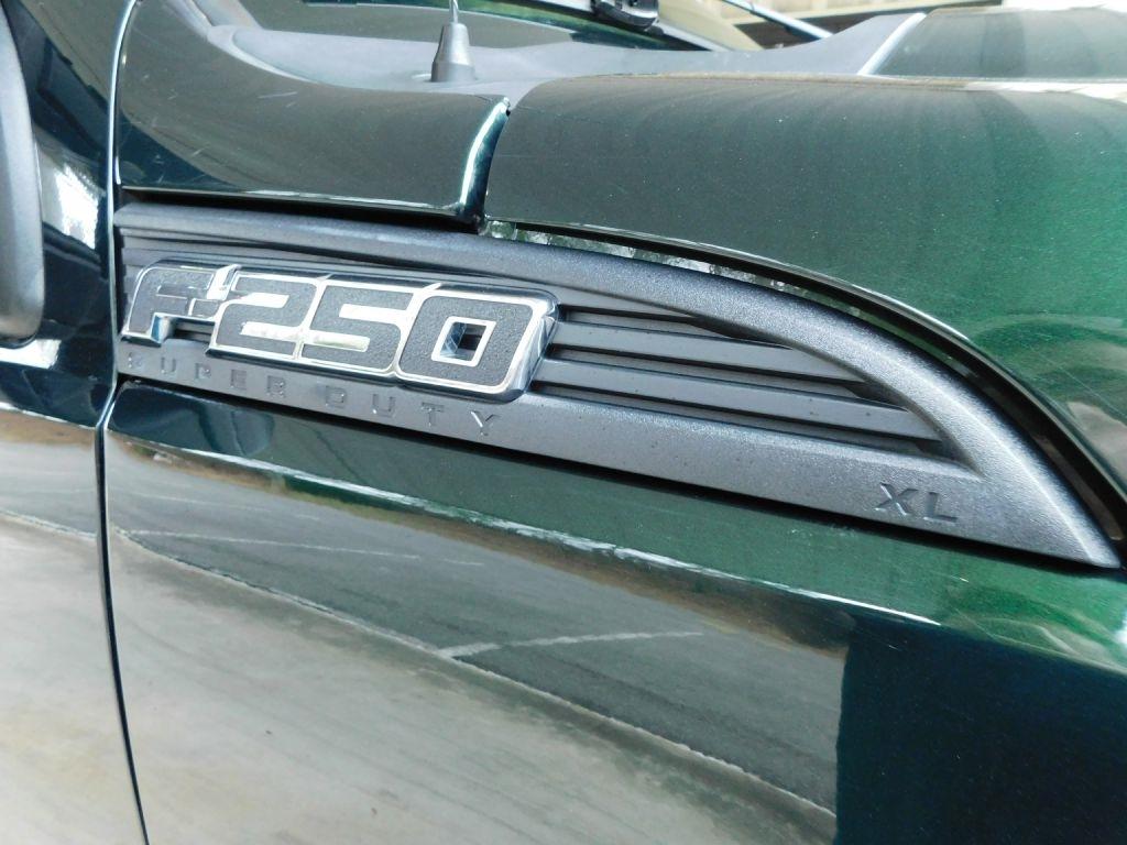 Ford F-250 SD XL SuperCab 4WD 2016