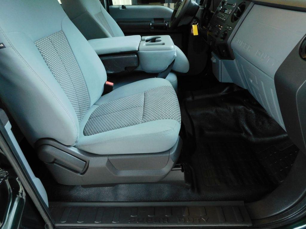 Ford F-250 SD XL SuperCab 4WD 2016