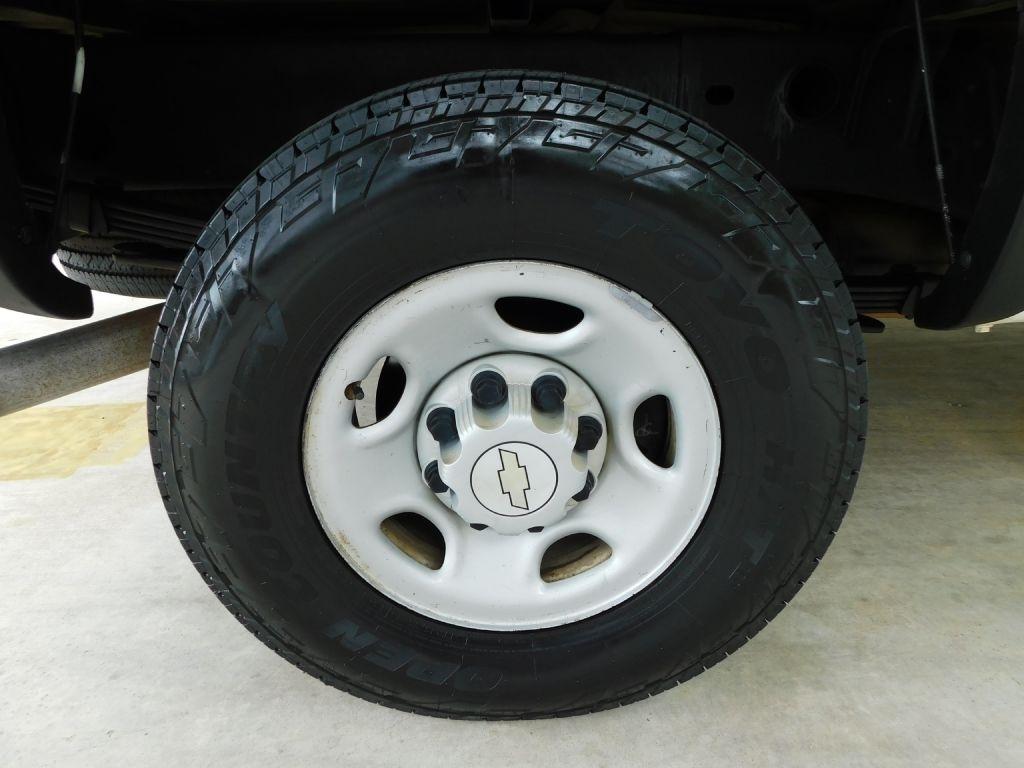 Chevrolet Silverado 2500HD Ext. Cab Long Bed 2WD 2005