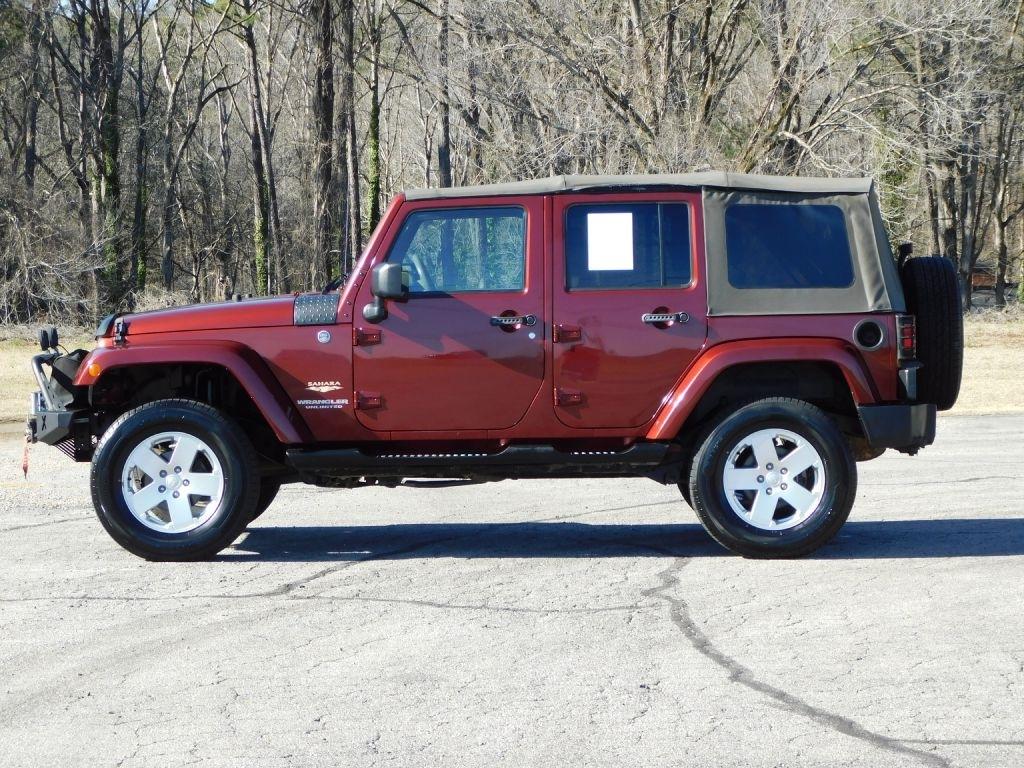 Jeep Wrangler Unlimited Sahara 4WD 2007