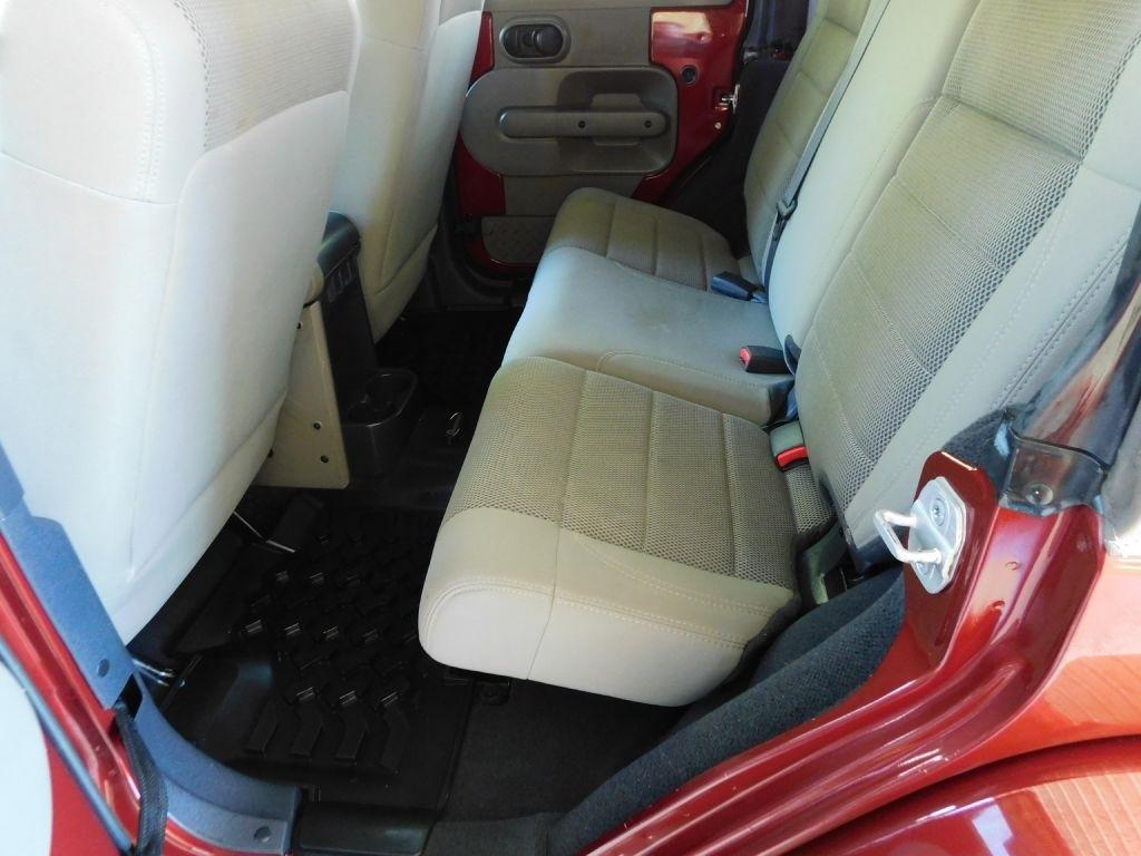 Jeep Wrangler Unlimited Sahara 4WD 2007