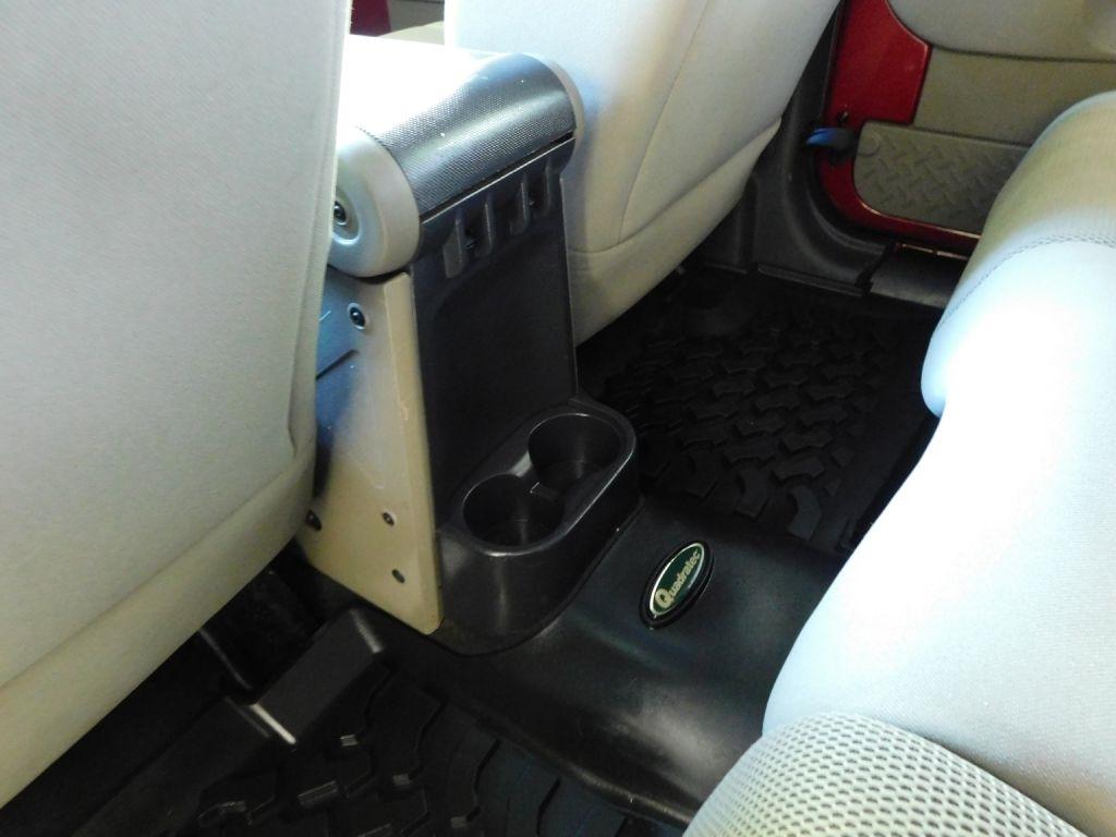 Jeep Wrangler Unlimited Sahara 4WD 2007