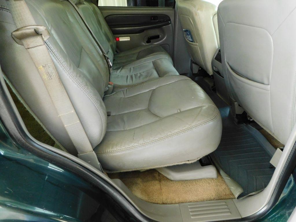 Chevrolet Tahoe 4WD 2003