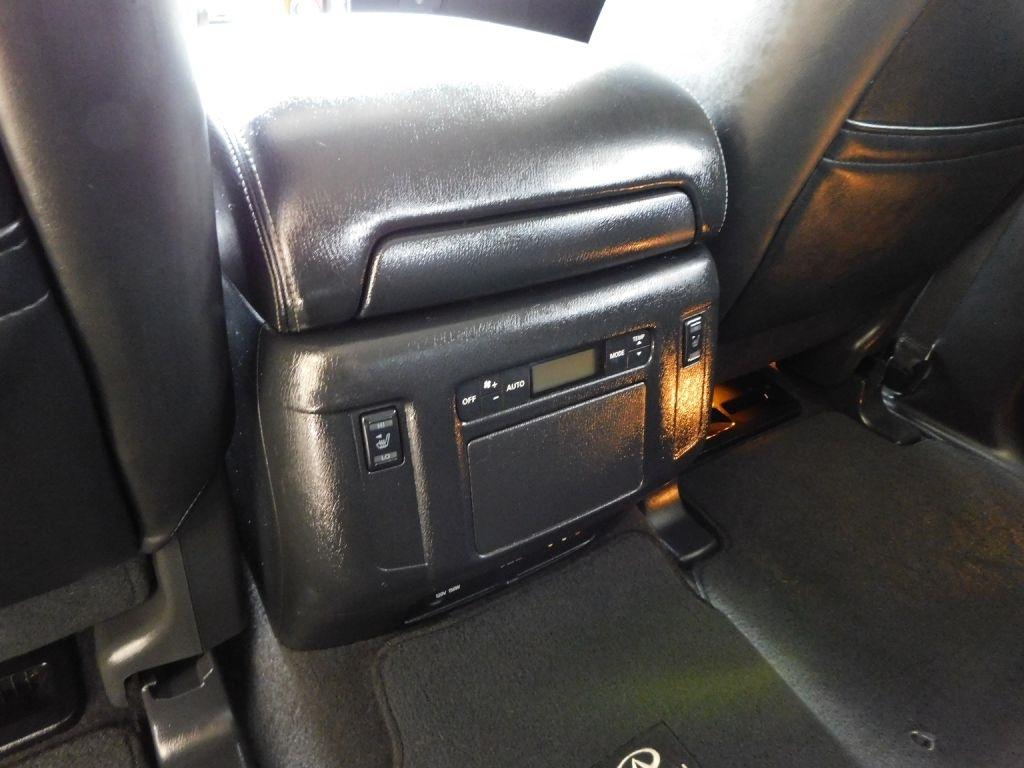 Infiniti QX80 2WD 2017