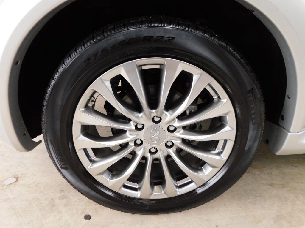 Infiniti QX80 Base 4D SUV RWD 2017